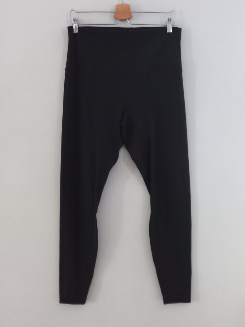 LULULEMON black leggings